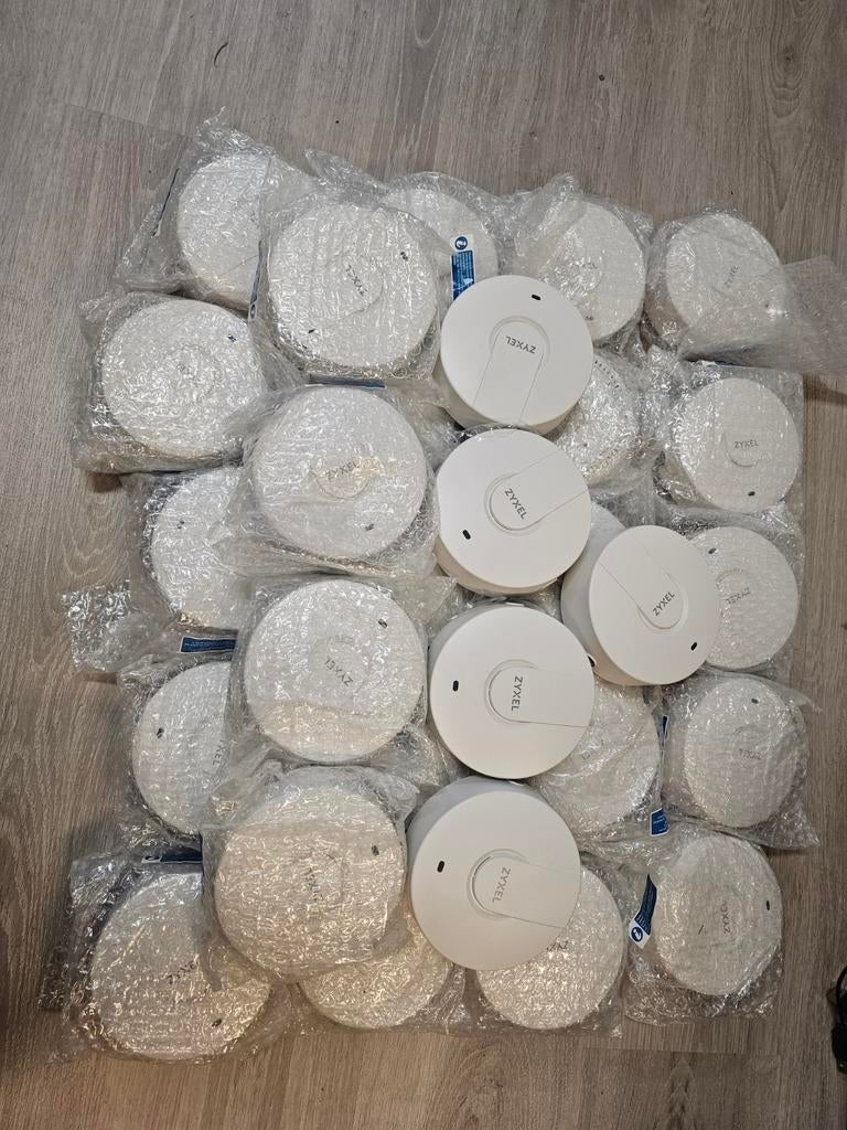 29x Zyxel NWA5123AC Access Points - Nieuw in verzamel doos, Computers en Software, Accesspoints, Nieuw, Ophalen of Verzenden