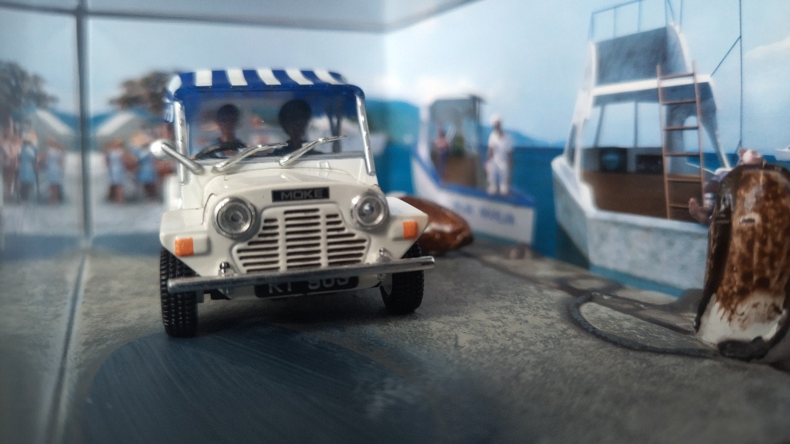 Mini Moke 1:43 James Bond 007 Live and let Die Pol, Overige merken, Auto, Verzenden, Nieuw