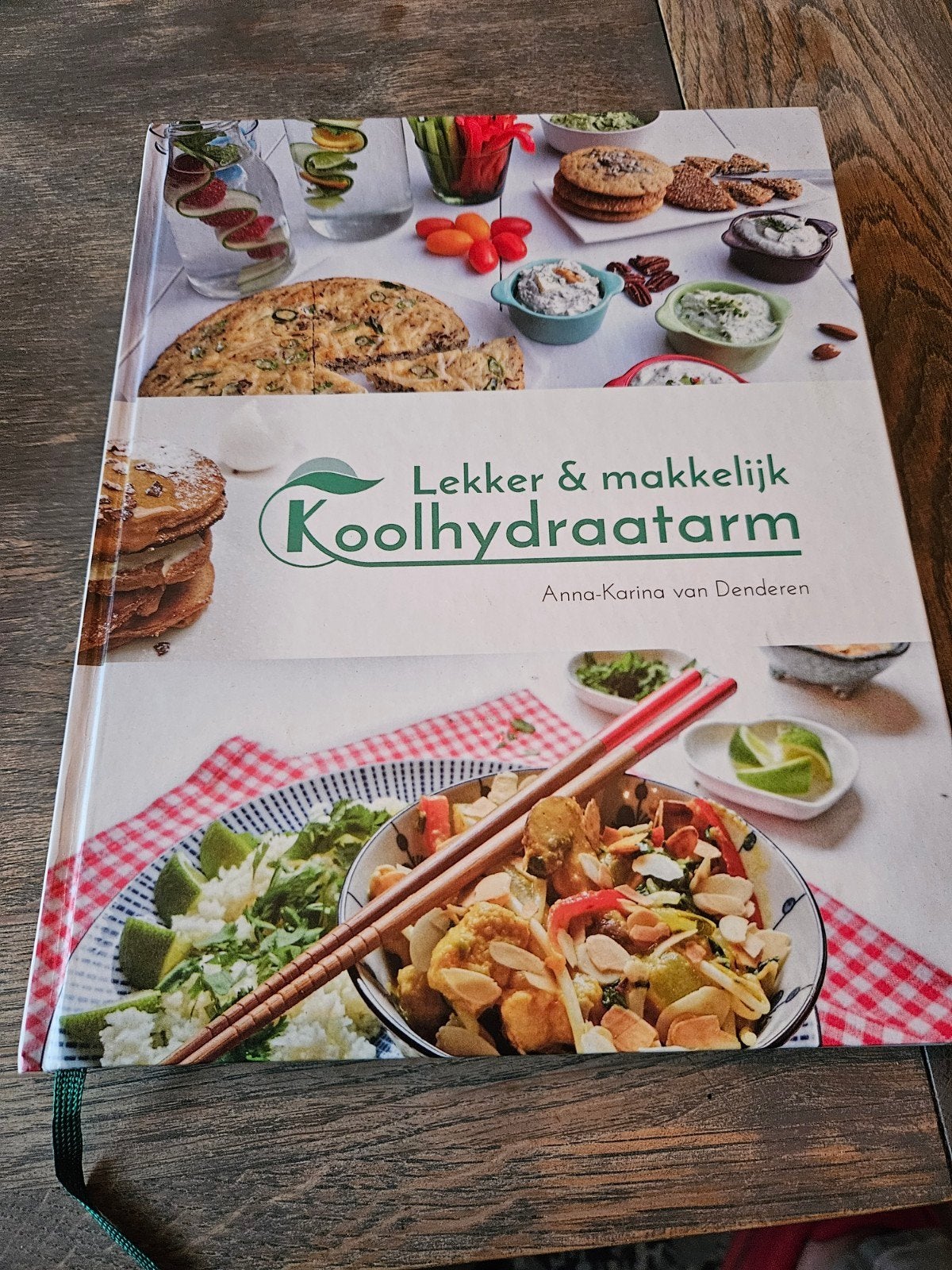 Lekker & Makkelijk Koolhydraatarm kookboek, Boeken, Ophalen of Verzenden, Zo goed als nieuw, Anna-Karina van Denderen, Gezond koken
