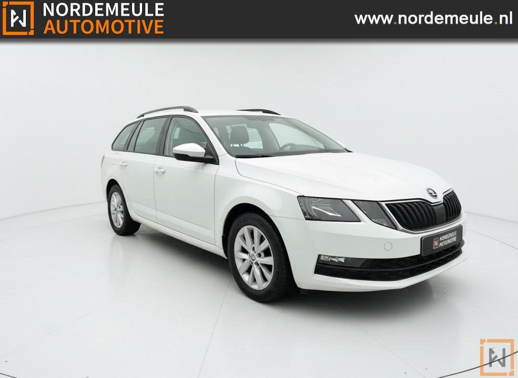 Skoda OCTAVIA 1.6 TDI GRT AMB. BNS, AUT, Apple Carplay, Navi, Auto's, Automaat, Gebruikt, Euro 6, 4 cilinders