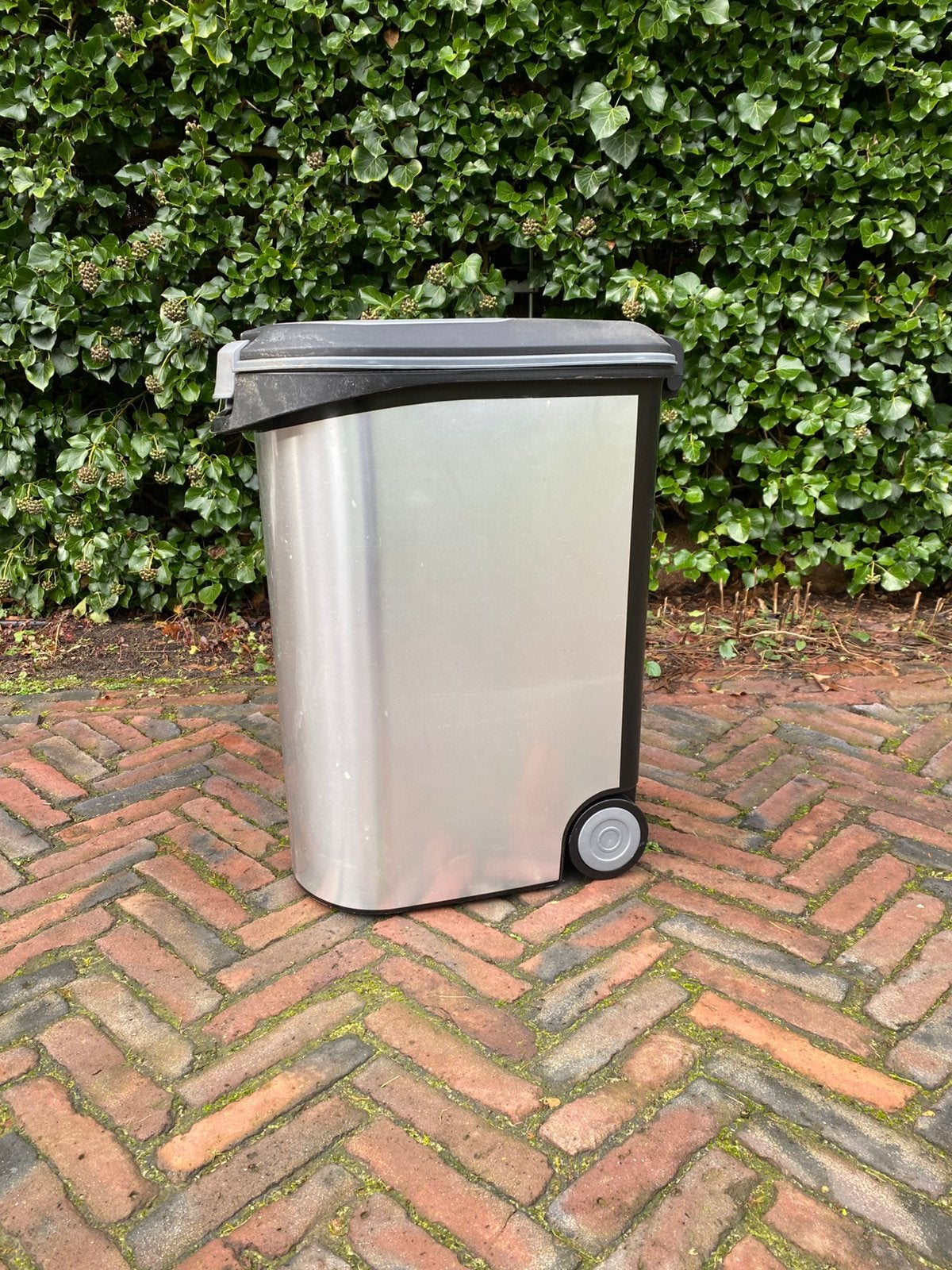Voerton / voedselcontainer voor hond ( 20kg), Ophalen, Nieuw