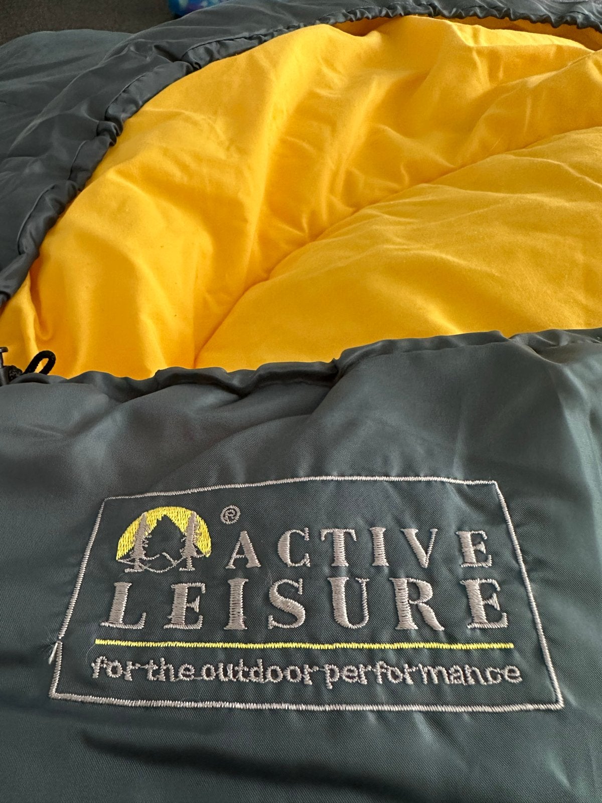 Active Leisure Arctic Slaapzak - Comfortabel en Warm, Ophalen, Gebruikt