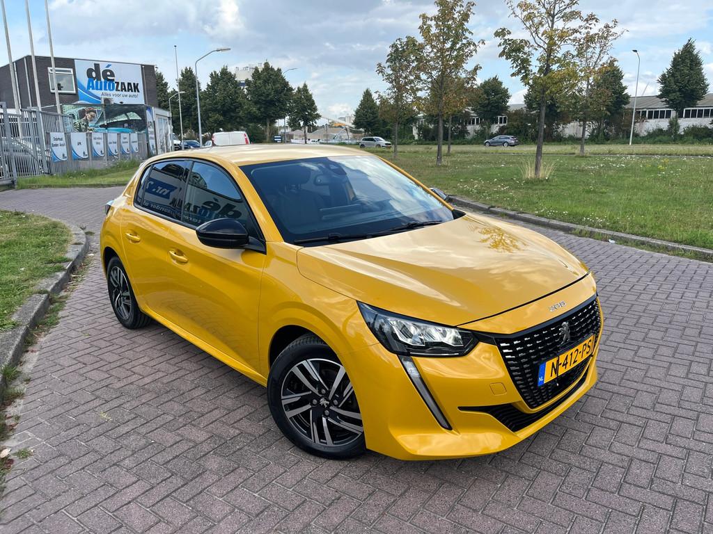 Peugeot 208 1.2 Allure 3D Cockpit, Voorwielaandrijving, 101 pk, Gebruikt, Euro 6