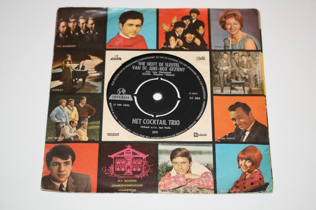 HET COCKTAIL TRIO - WIE HEEFT DE SLEUTEL VAN DE JUKEBOX GEZI, Cd's en Dvd's, Vinyl Singles, Verzenden, 7 inch, Single, Zo goed als nieuw