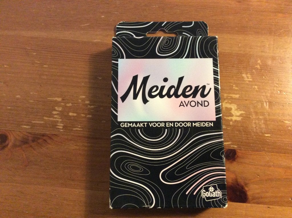Meiden avond Gemaakt voor en door meiden kaartspel nieuw 18+, Ophalen of Verzenden, Nieuw, Goliath