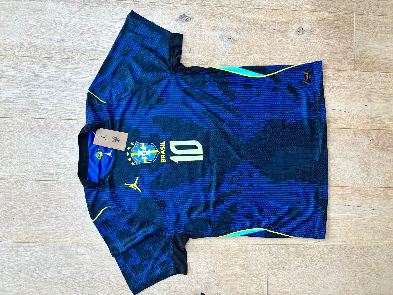 Nieuw Brazilië Neymar Jr. voetbalshirt - Maat XL, Maat XL, Ophalen of Verzenden, Nieuw, Shirt