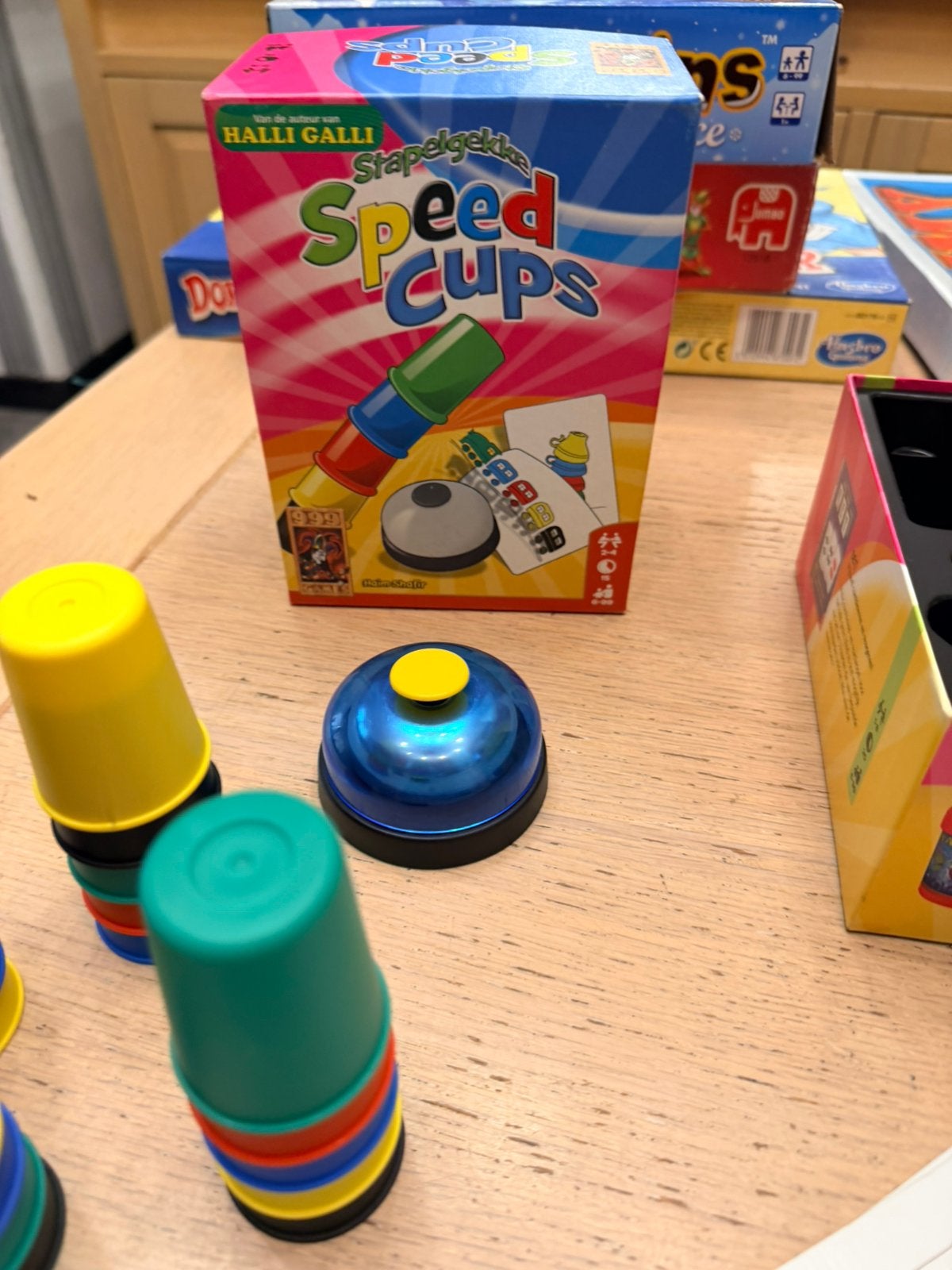Speedcups 999games, Ophalen of Verzenden, Zo goed als nieuw