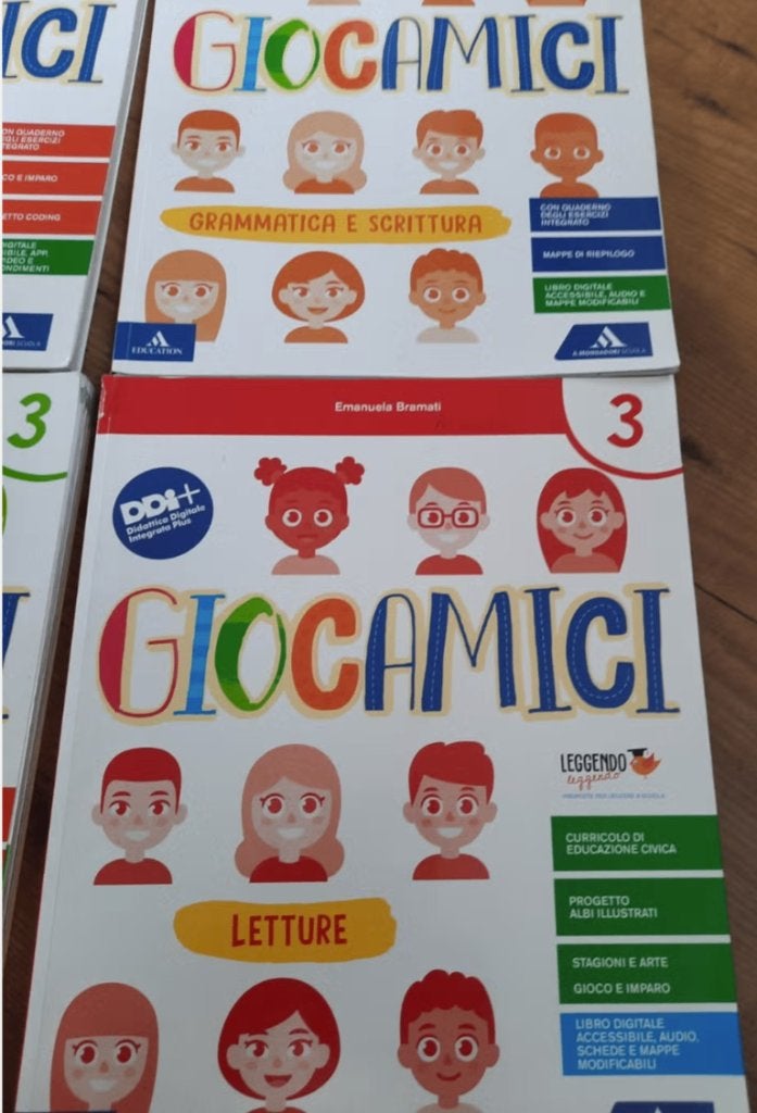 Giocamici schoolboeken set - Italiaans basisonderwijs, Boeken, Ophalen of Verzenden, Zo goed als nieuw, Non-fictie