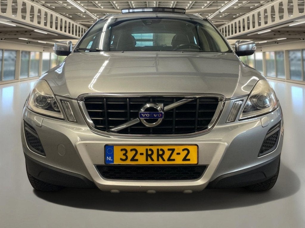 Volvo XC60 3.0 T6 AWD Summum Panorama Dak top onderhouden me, Automaat, Euro 5, Gebruikt, 2000 kg