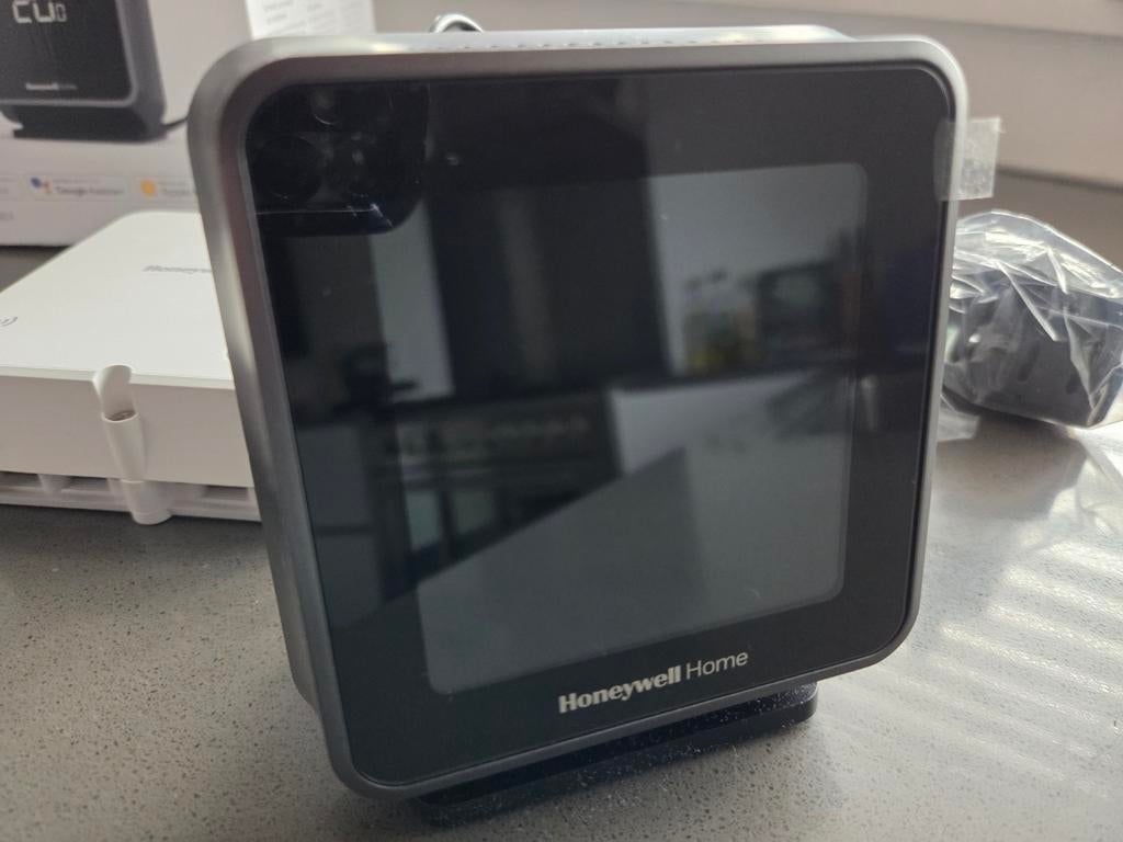 Honeywell T6R Smart Thermostaat - Nieuw in doos, Ophalen of Verzenden, Slimme thermostaat, Nieuw