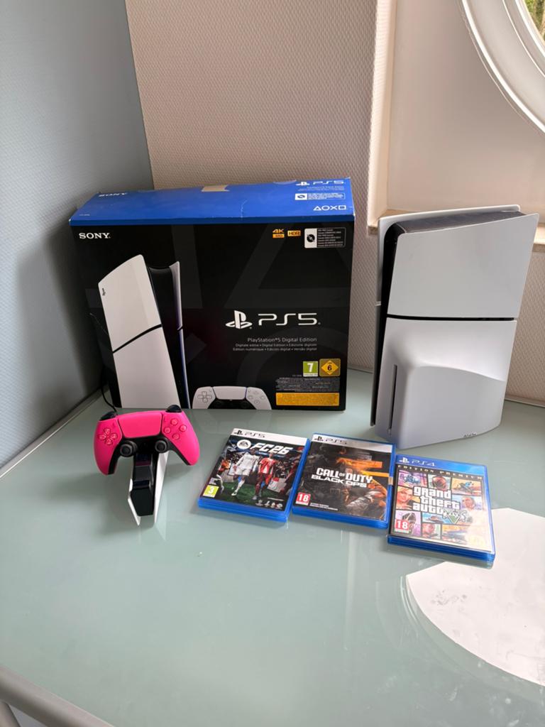 Playstation 5 disc edition + 1 controller + 4 games, Ophalen of Verzenden, Zo goed als nieuw
