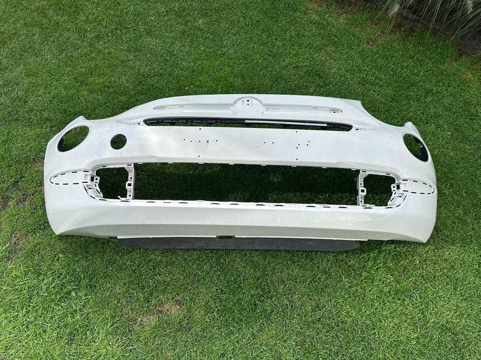 Nette voorbumper Fiat 500 kleur 268 wit, Ophalen, Fiat, Bumper