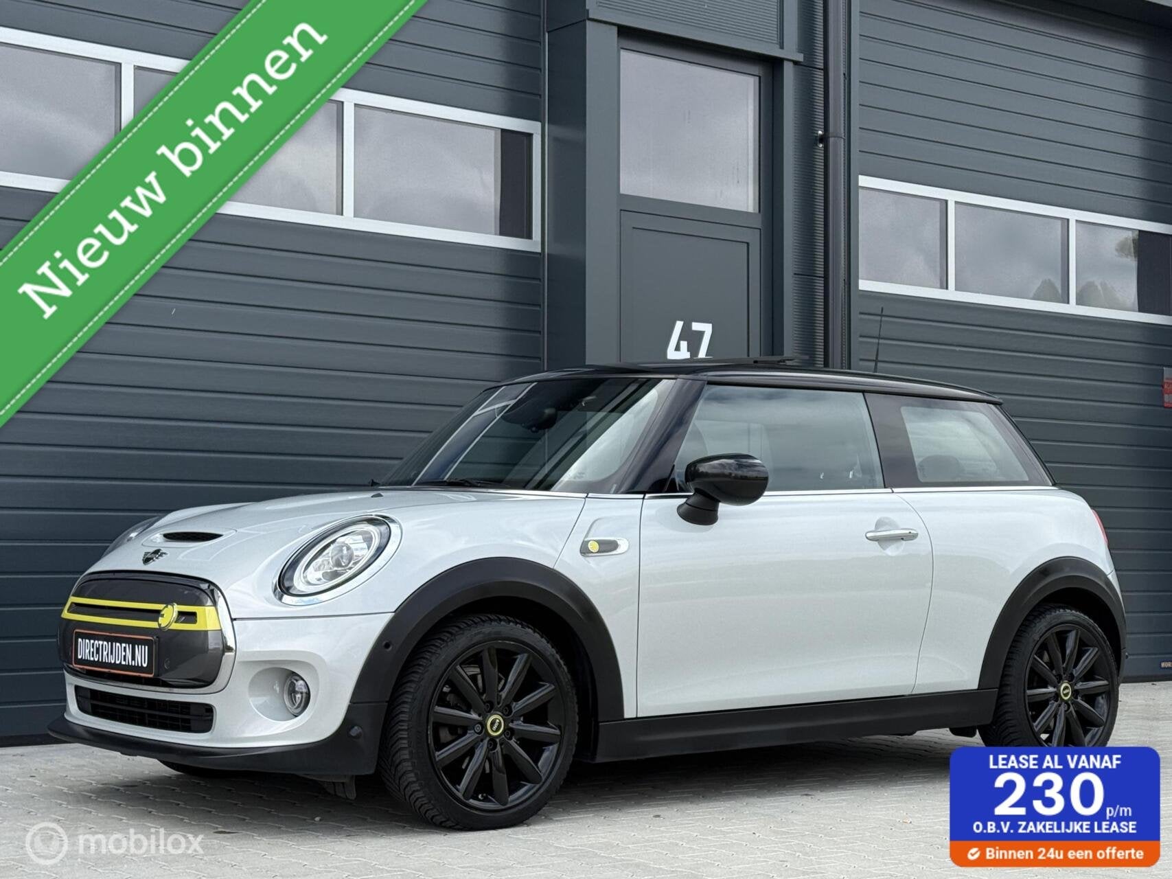 Mini Electric Yours | schuifdak | full options | SOH 93,5%, Auto's, 33 kWh, 4 stoelen, Mini Electric, 184 pk