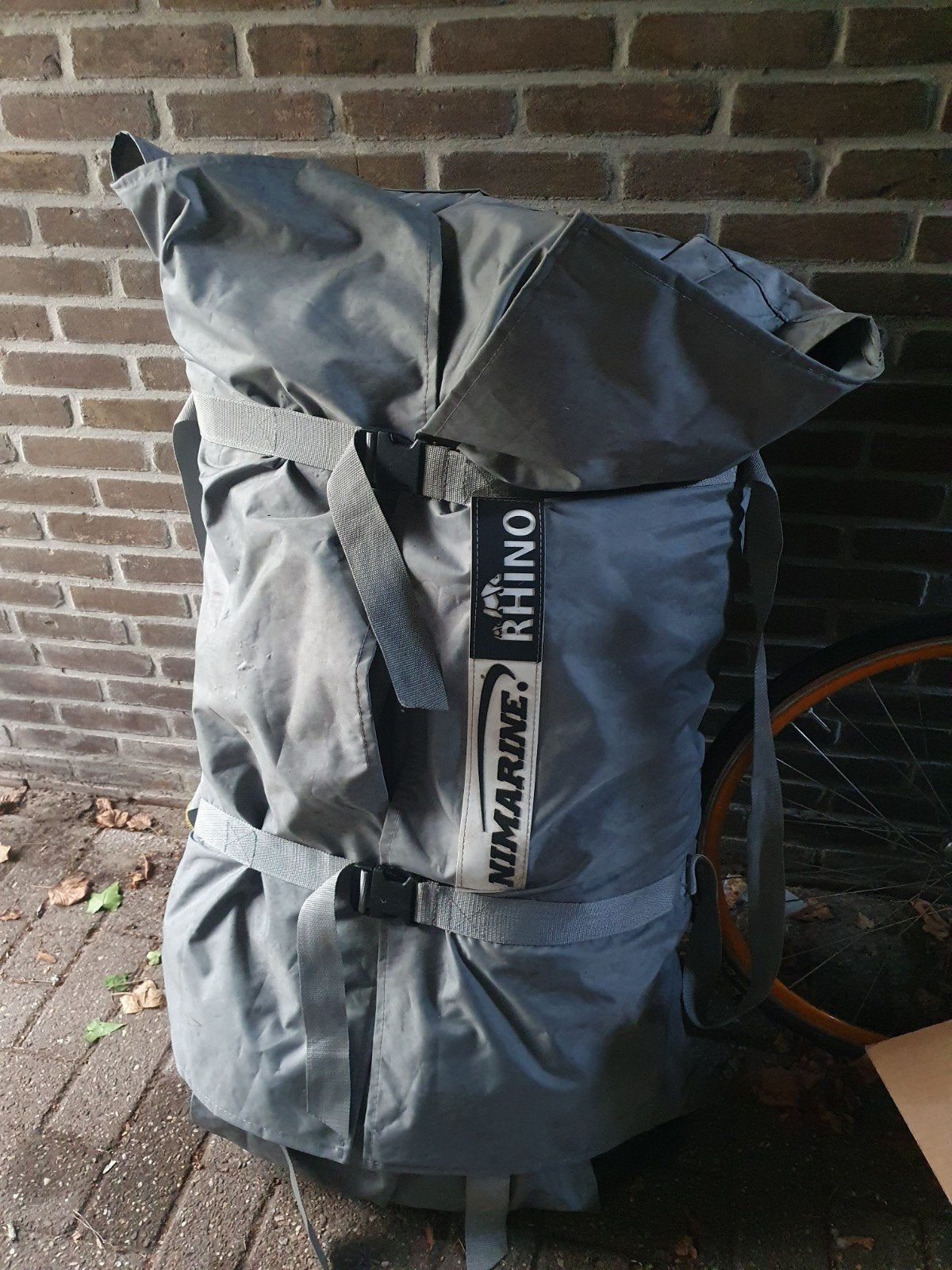 hoes/ draagtas voor rubberboot