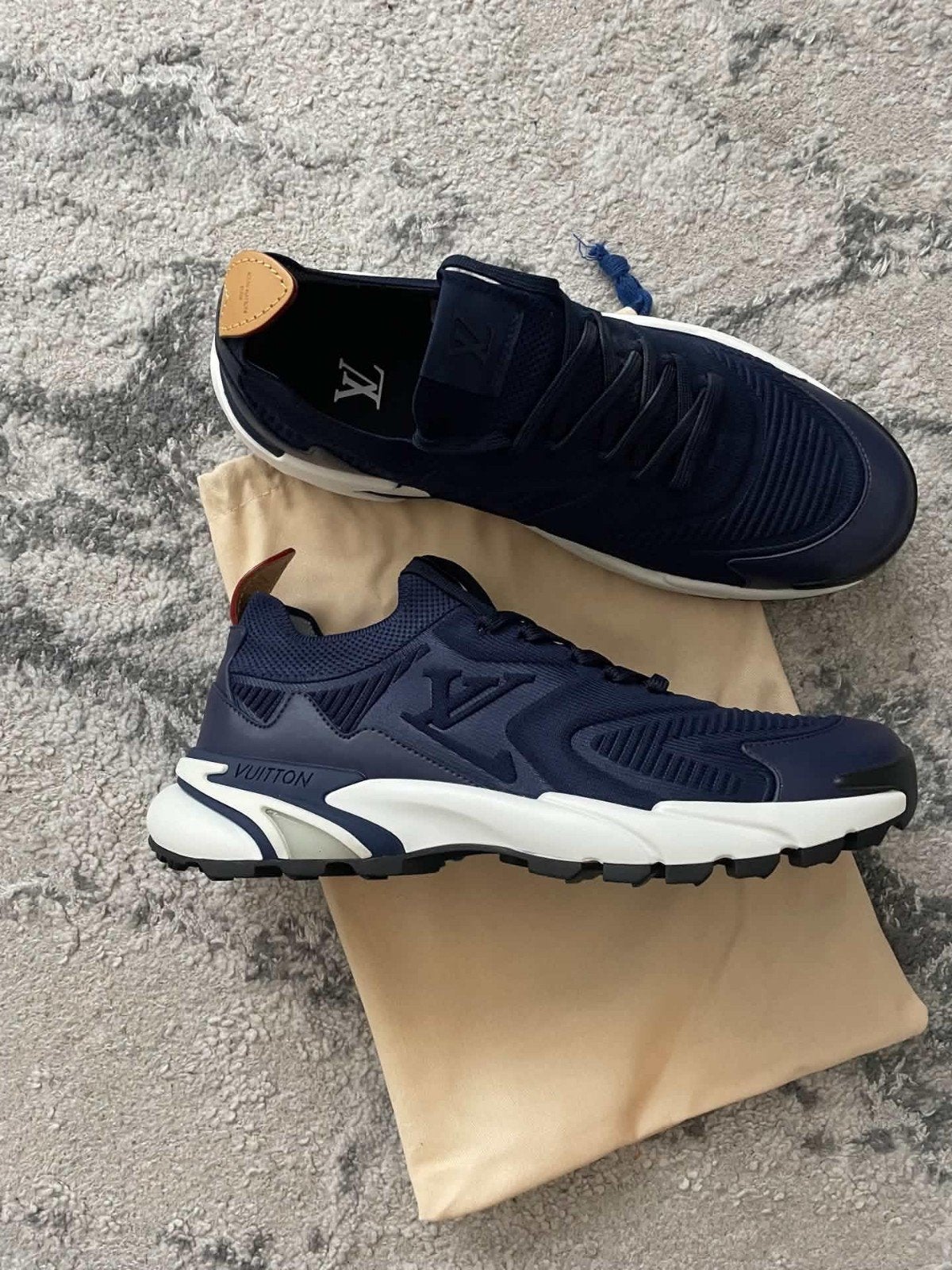 Louis Vuitton Runner Sneakers Maat 45 - Nieuw, Blauw, Nieuw, Ophalen of Verzenden, Sneakers of Gympen