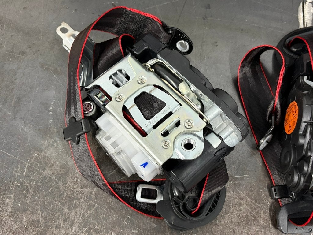 Gordels Audi Q7 Q8 4KE857705H 4KE857706J Rood, Ophalen of Verzenden, Nieuw, Audi