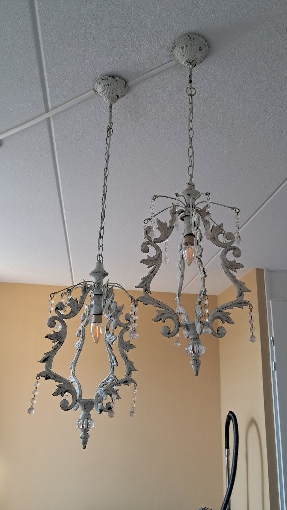 2 Robuuste brocante hanglampen / kroonluchter, Huis en Inrichting, E14 (klein), Ophalen of Verzenden, Zo goed als nieuw, Metaal