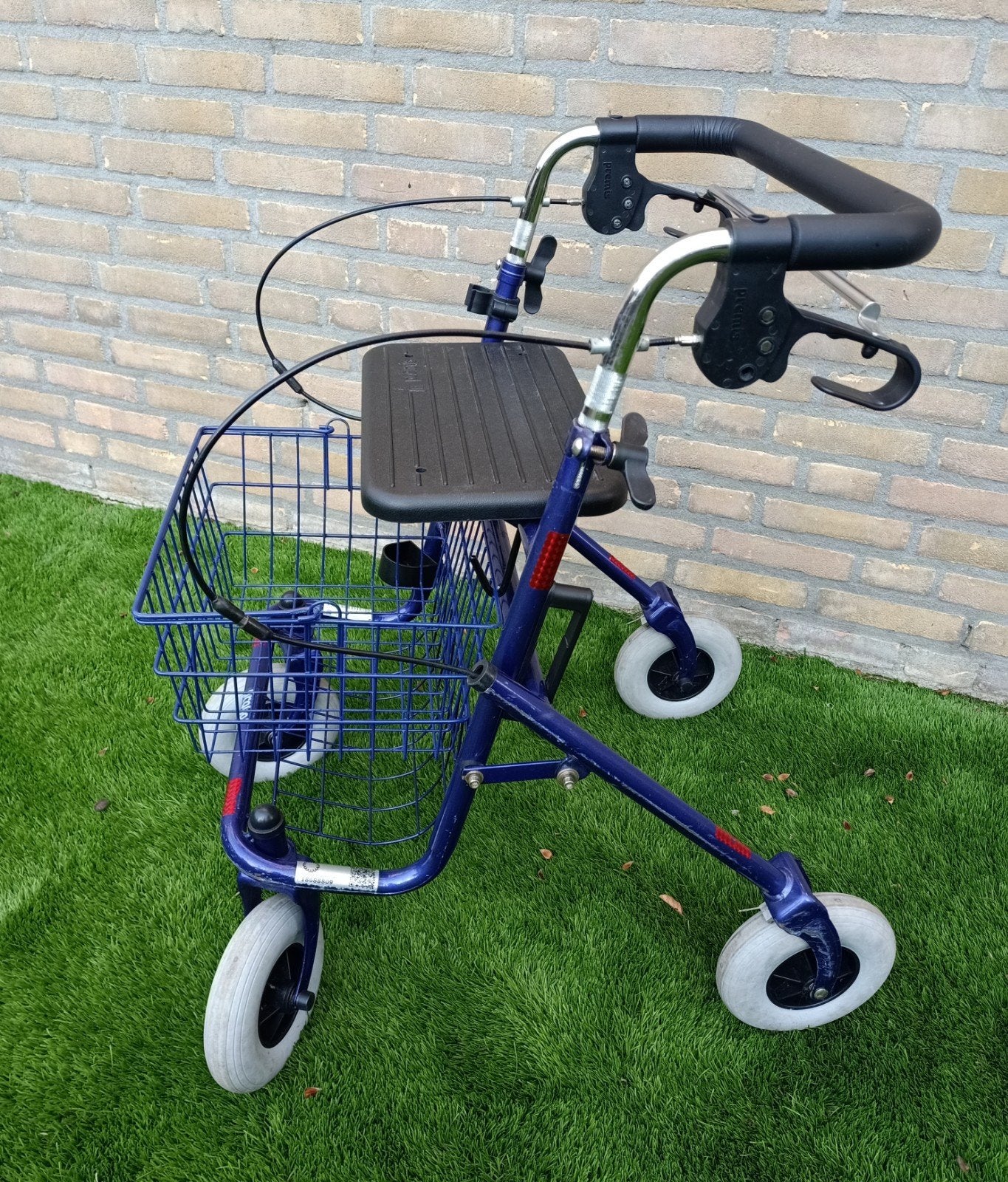 provo rollator met duwbeugel, Ophalen