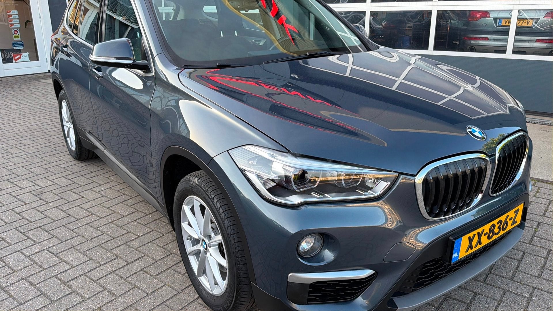 Foto 2 van BMW X1 SDrive18i Executive Edition / ACC / Head-Up / Led / T