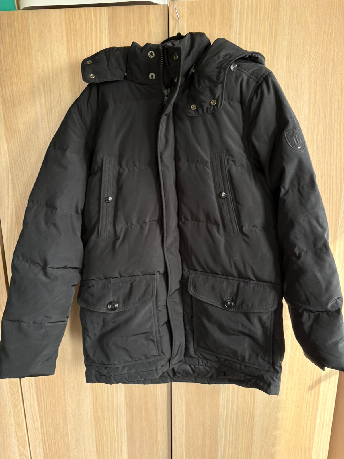 Tommy hilfiger winterjas heren pufferjas maat L, Kleding | Heren, Ophalen of Verzenden