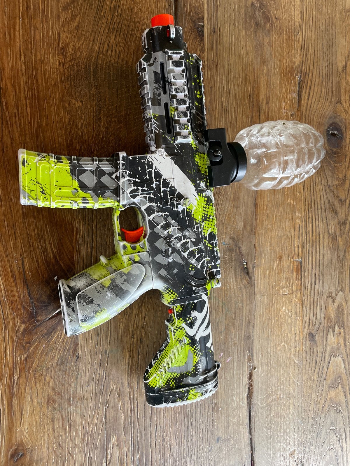 Gel Blaster met Gel Ballen en Oplader, Ophalen of Verzenden, Zo goed als nieuw