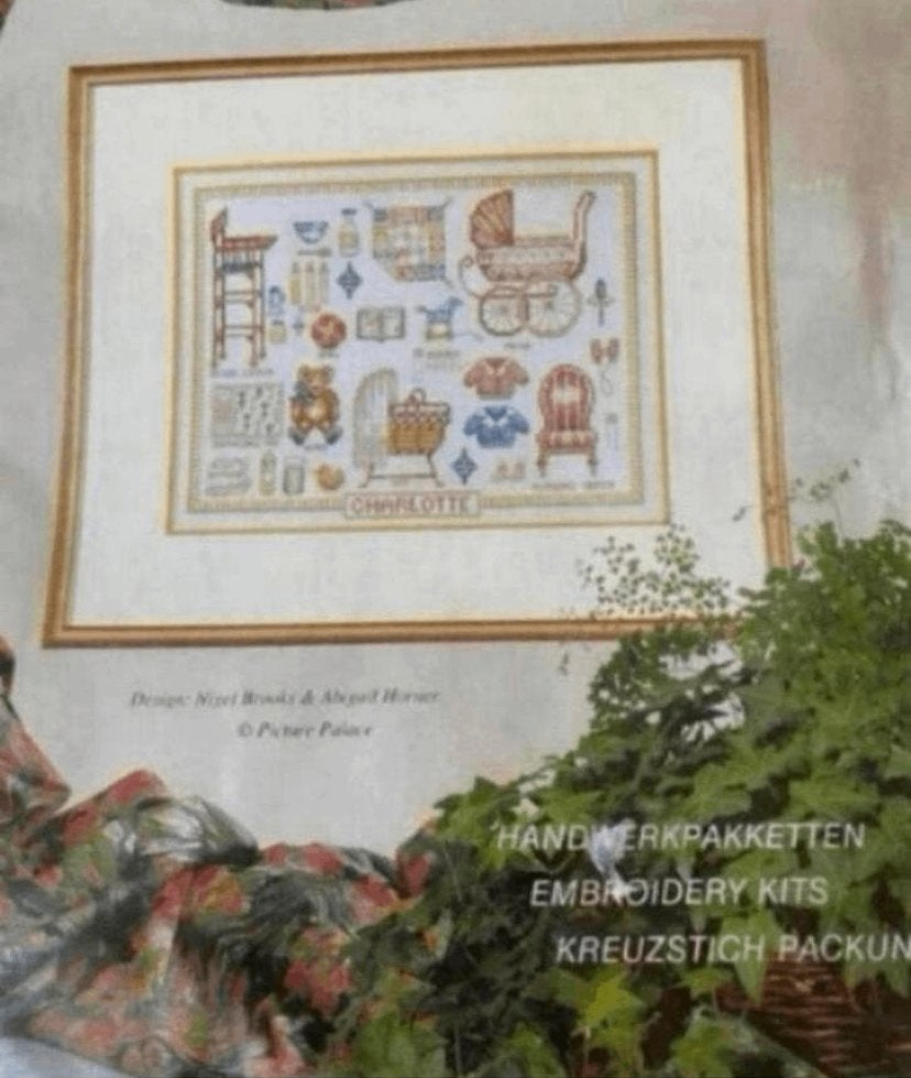 BORDUURPAKKET LANARTE VINTAGE NURSERY BIRTH SAMPLER ZELDZAAM, Hobby en Vrije tijd, Borduren en Borduurmachines, Verzenden, Nieuw