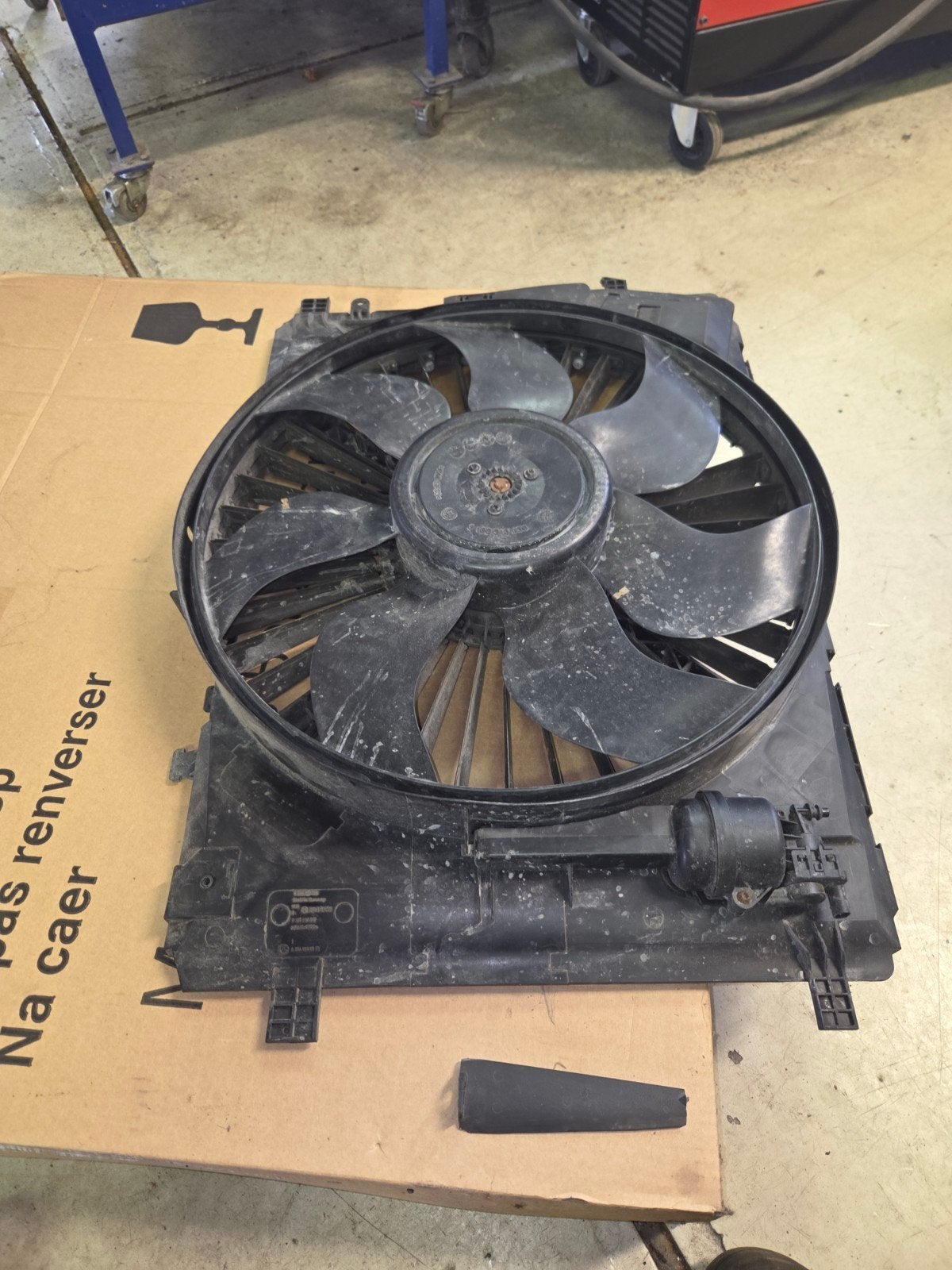 A 204 906 14 03 automaat koelventilator motor koelling, Ophalen of Verzenden, Gebruikt, Mercedes-Benz
