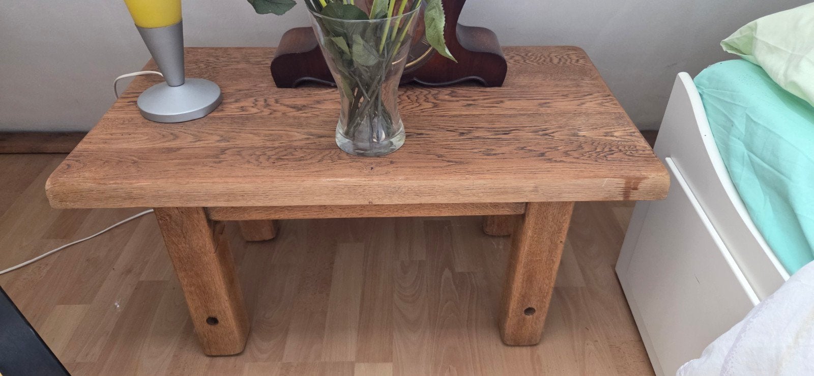 Robuuste houten salontafel - 80x40x42 cm, Huis en Inrichting, Tafels | Bijzettafels, Ophalen, Minder dan 45 cm, Gebruikt, 75 cm of meer