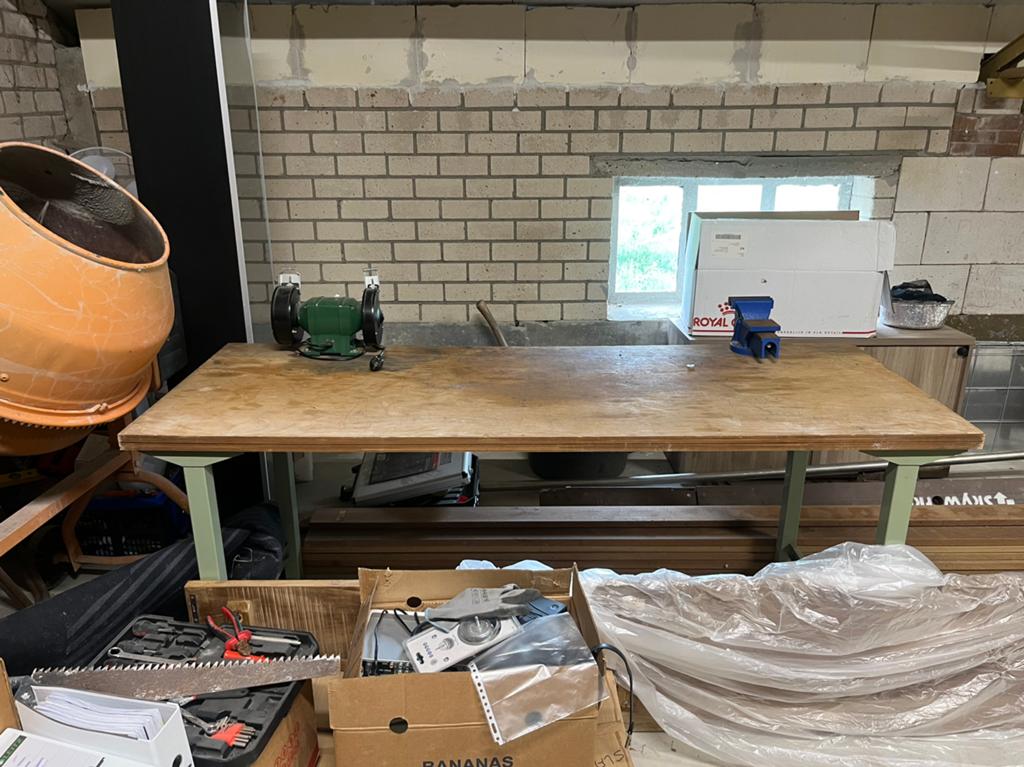 Werkbank, Ophalen, Zo goed als nieuw, 170 cm of meer