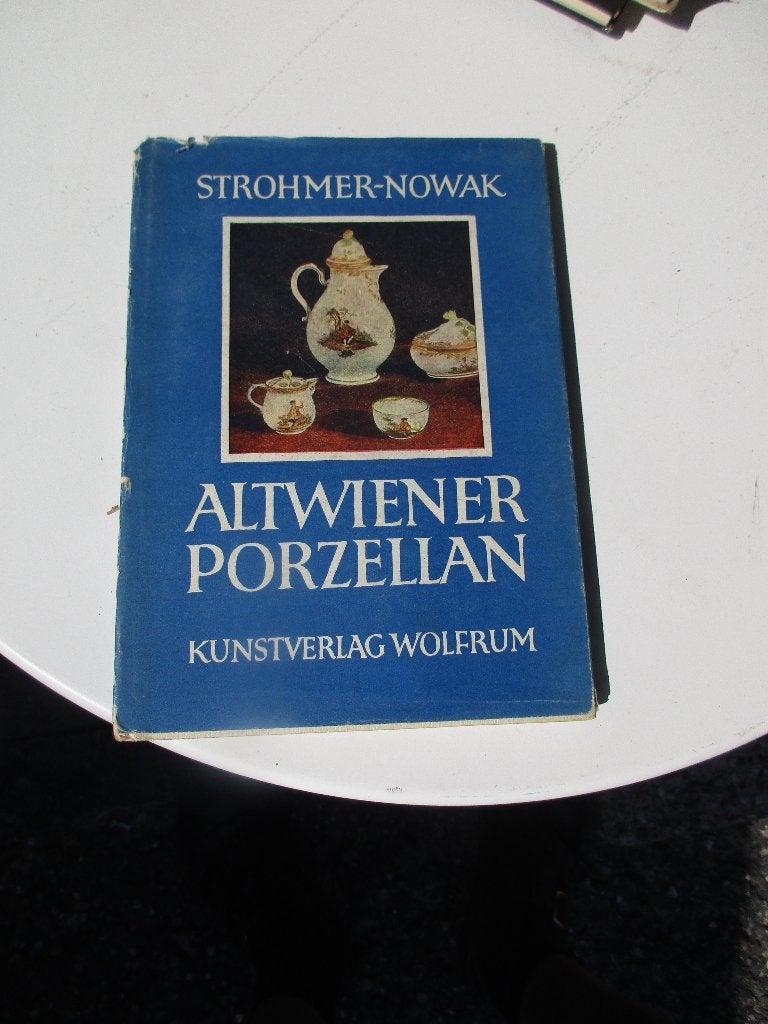 antiekboek - Weens porselein, Ophalen of Verzenden