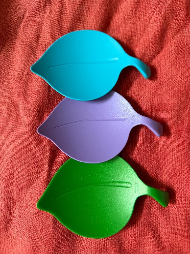 3 theetipjes in de vorm van een blaadje, Kunststof, Overige typen, Ophalen of Verzenden, Zo goed als nieuw