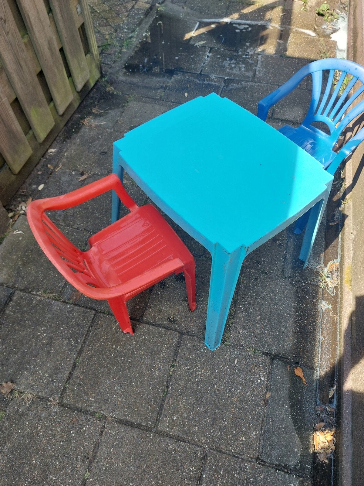 TAFEL EN 2 STOELTJES  GRATIS OP TE HALEN, Ophalen, Gebruikt