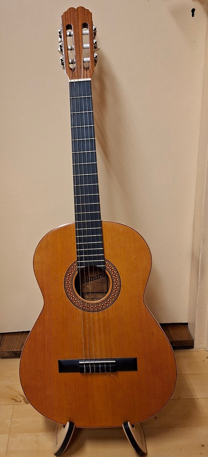 ADMIRA SEVILLA SPAANSE GITAAR, Ophalen of Verzenden, Gebruikt, Klassieke of Spaanse gitaar
