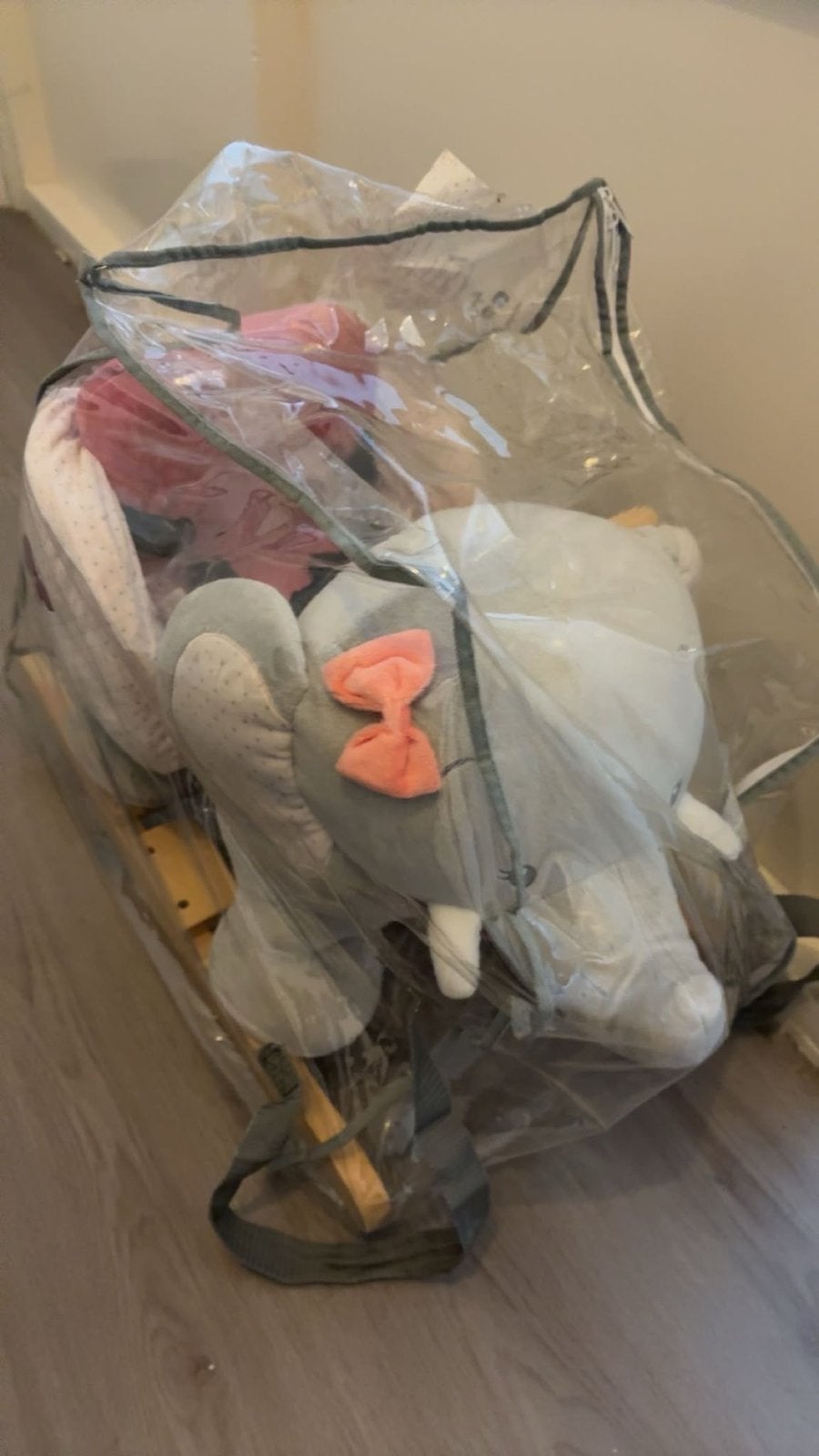 Schattige olifant knuffel met roze strik, Ophalen of Verzenden, Zo goed als nieuw, Grijs, Olifant