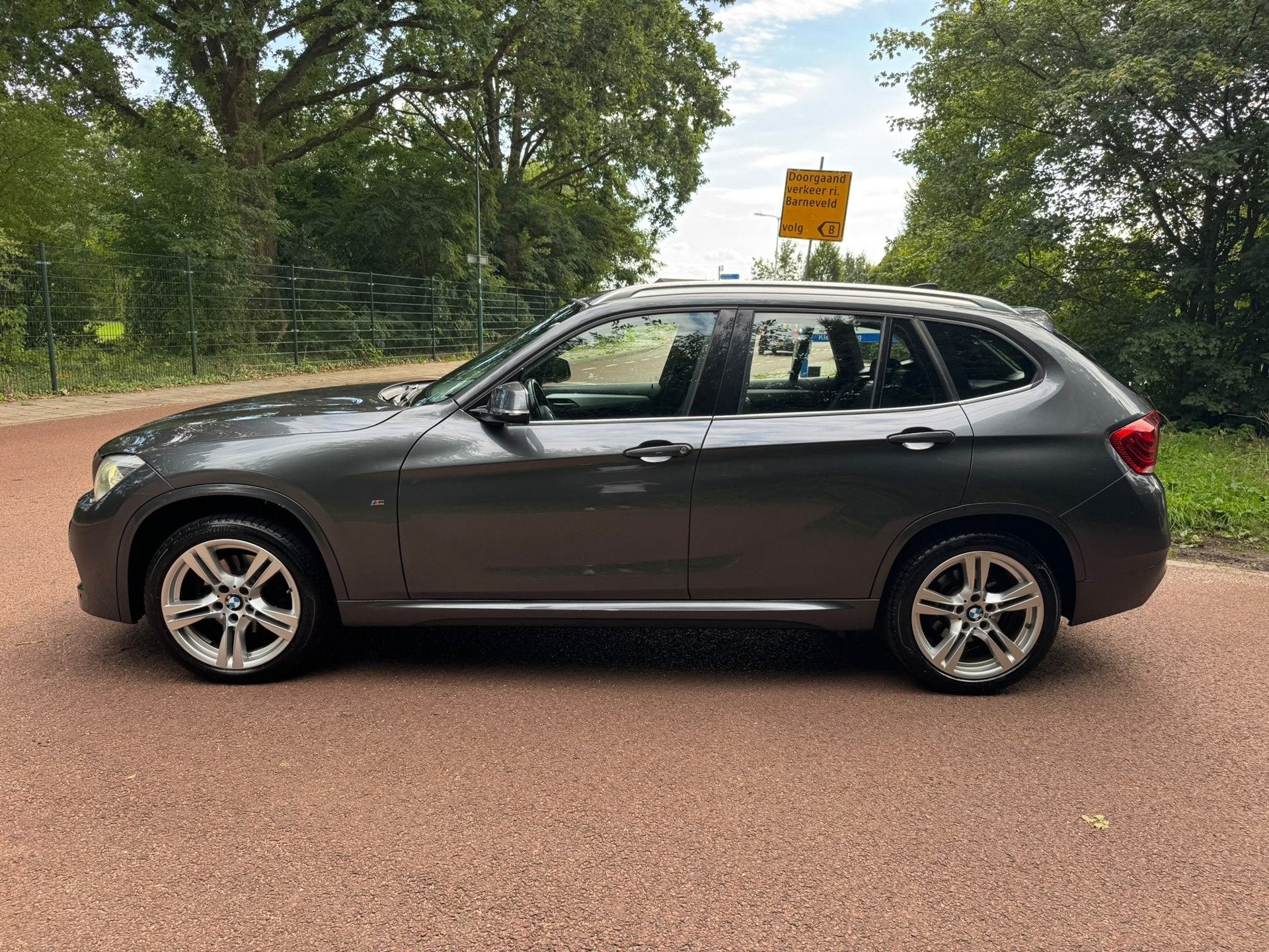 BMW X1 SDrive20i High Executive / Navi / Pano / Xenon / Lede, Auto's, Euro 6, 4 cilinders, 184 pk, SUV of Terreinwagen