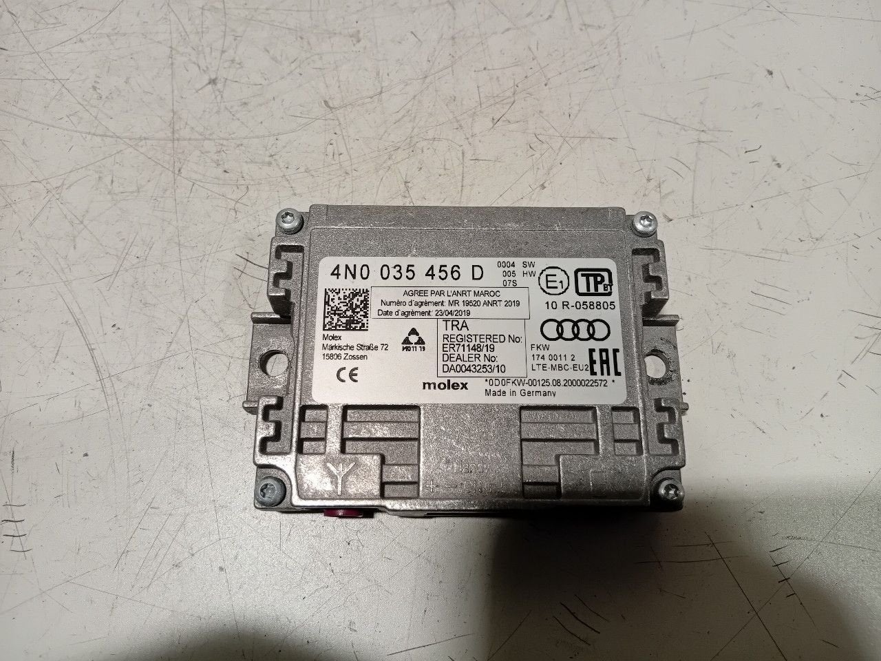 Antenne versterker Seat Leon, Ophalen of Verzenden, Van der Ven Autorecycling B.V., Onderdelen@venauto.nl, Ettenseweg 76, 4706 PB Roosendaal, The Netherlands