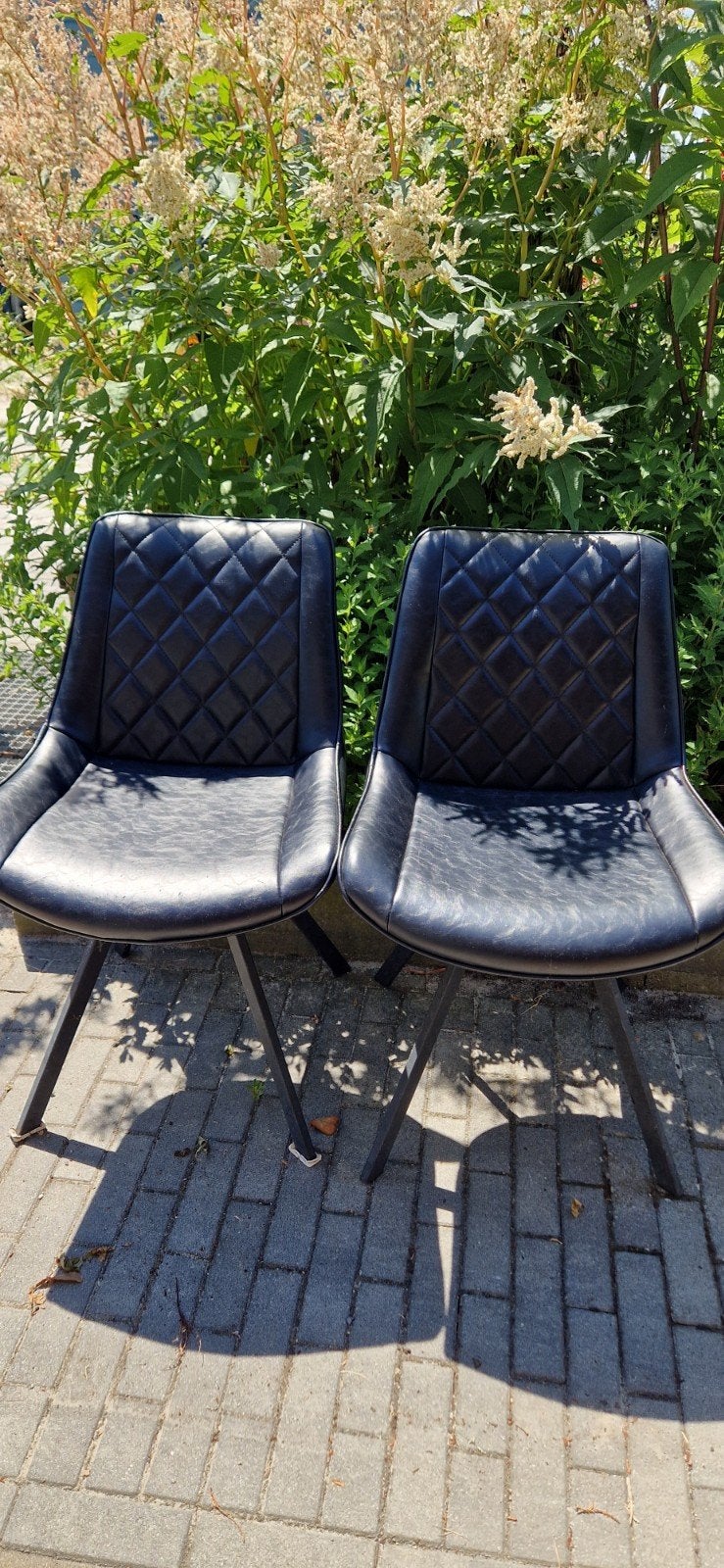 Te koop 2 eetkamerstoelen zwart, Ophalen, Gebruikt, Zwart, Twee