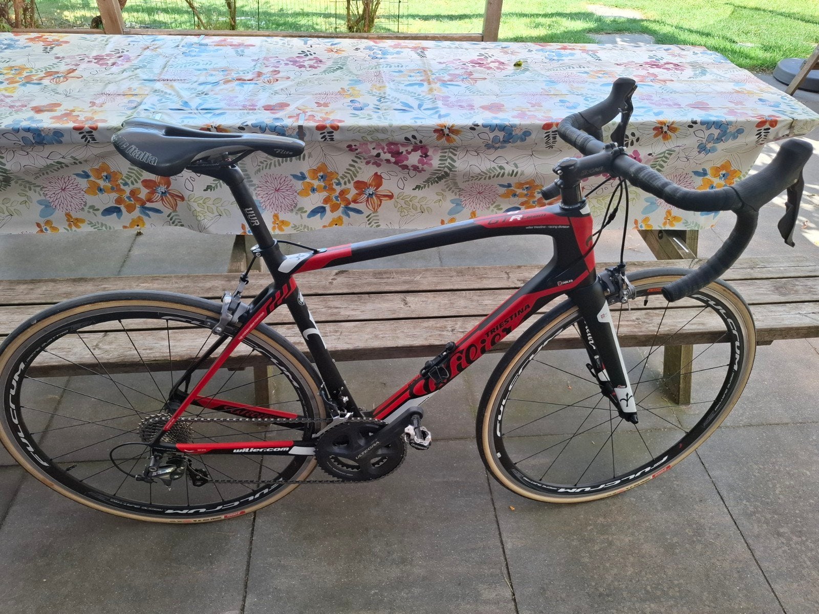 Wilier GTR Team racefiets - Ultegra - Carbon, 28 inch, Gebruikt, Carbon, Velgrem