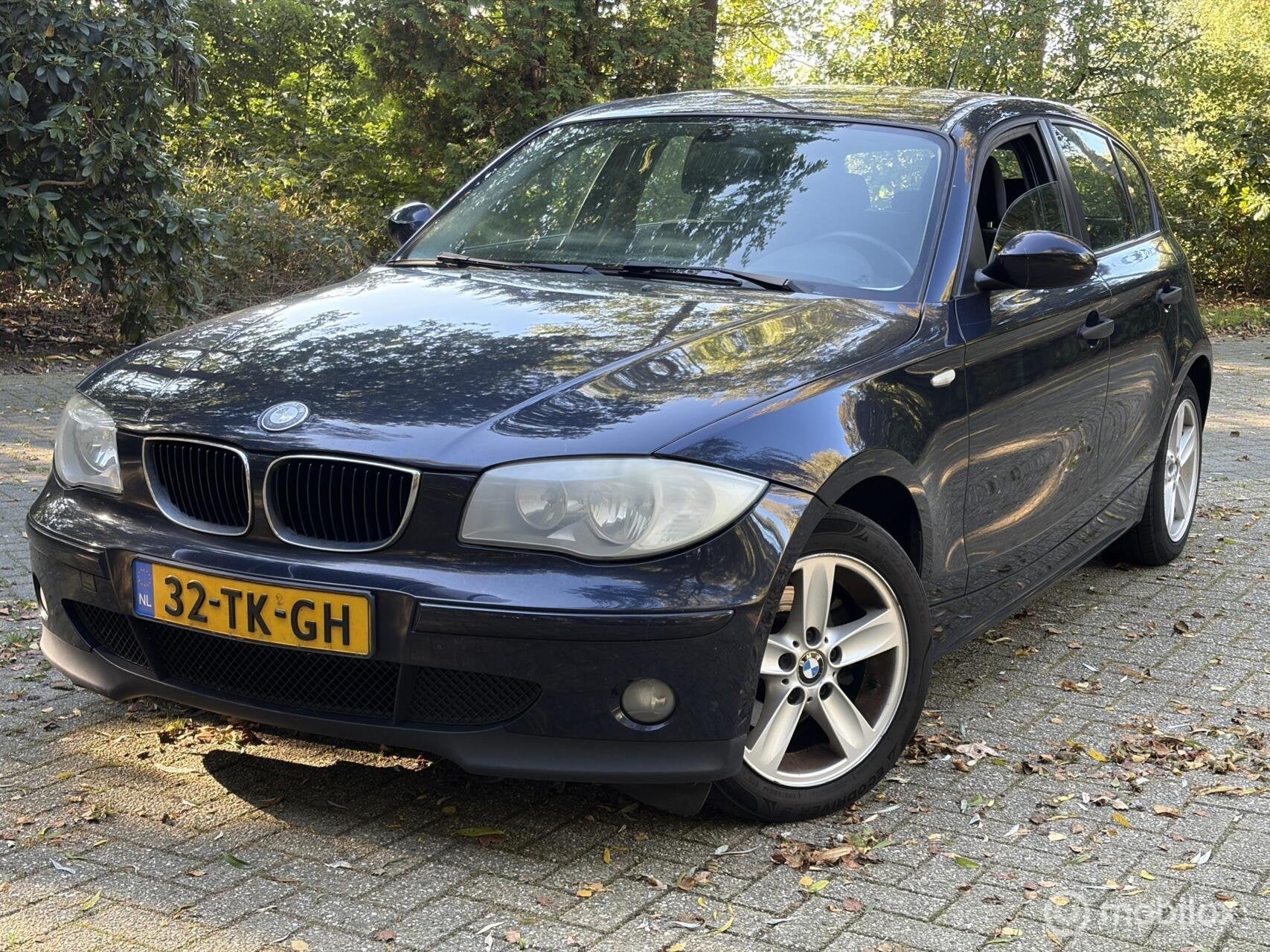 BMW 1-serie 116i Executive, Rijdt goed,..Zo mee prijs!, Gebruikt, Zwart, 4 cilinders, 116 pk