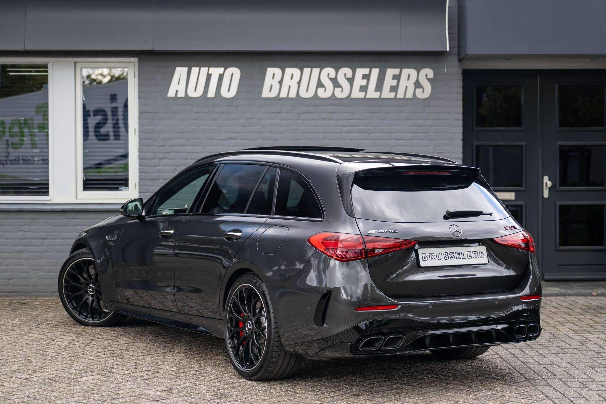 Mercedes-Benz C-klasse Estate AMG 63 S E Performance Night E, Auto's, Automaat, Dealer onderhouden, Gebruikt, 4 cilinders