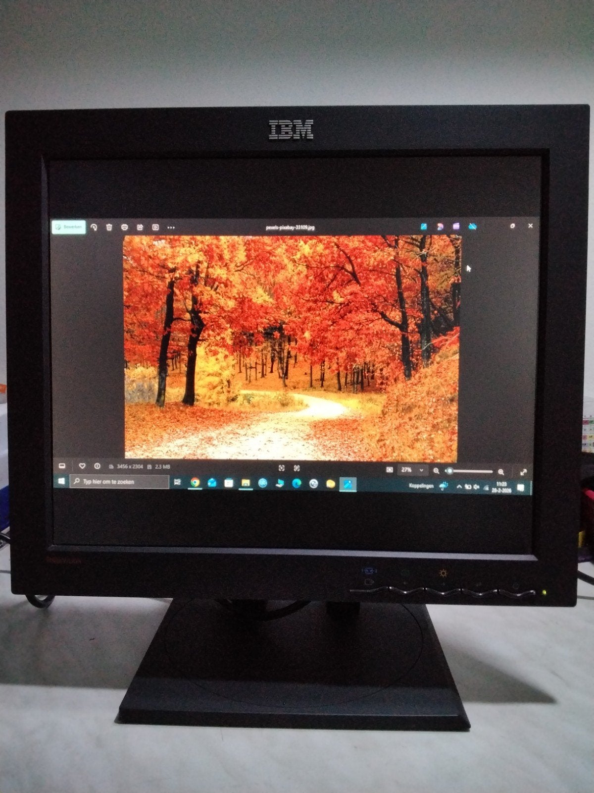 IBM Thinkvision Vintage Computer Beeldscherm., Ophalen, 17 inch, Zo goed als nieuw, Overige typen