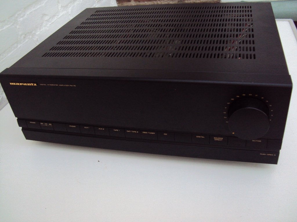 Marantz PM75.  Topgeluid.  Ingebouwde DAC., Gebruikt, 60 tot 120 watt, Stereo, Ophalen
