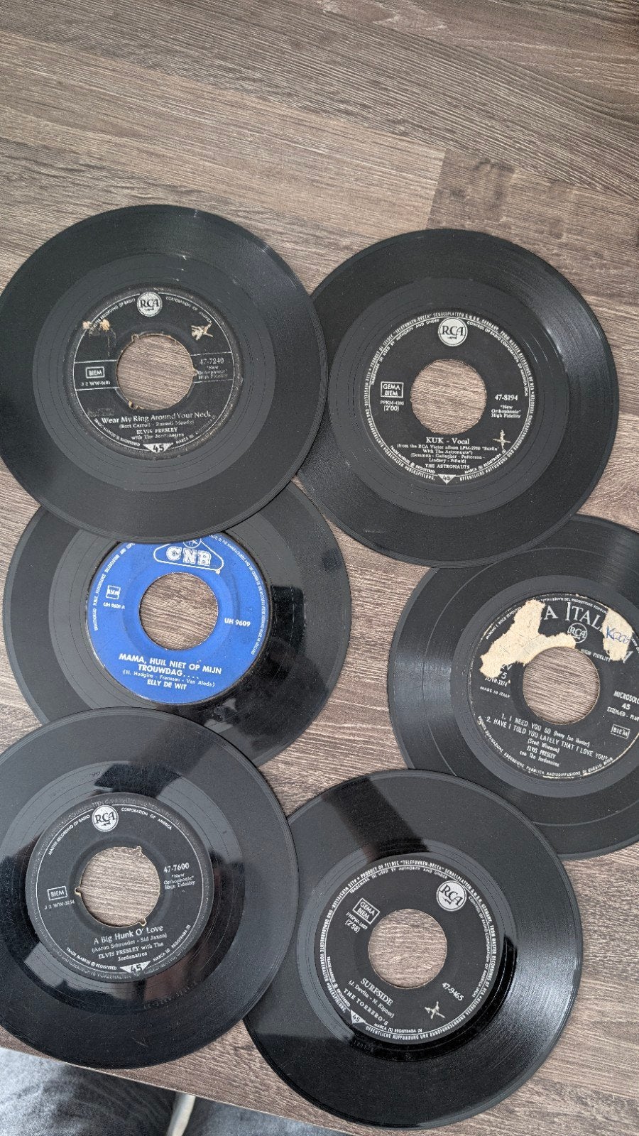 43 singeltjes van diverse artiesten, Cd's en Dvd's, Gebruikt, 7 inch, Ophalen of Verzenden, Complilatie