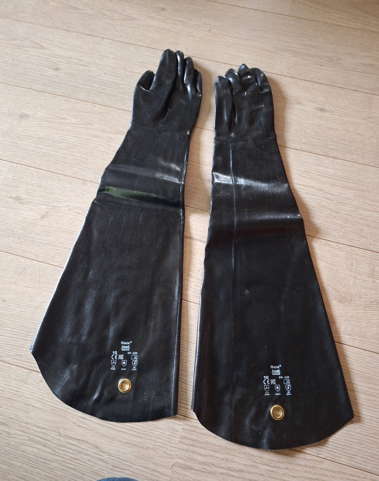 Neopreen handschoenen XL/80 cm. Ansell Edmont/nieuw., Ophalen of Verzenden, Nieuw