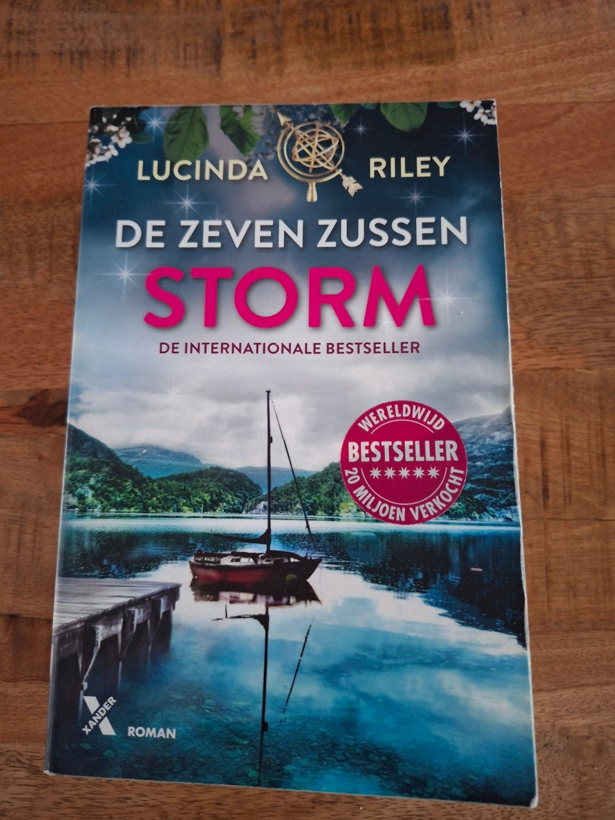 De Zeven Zussen - Storm (Lucinda Riley), Ophalen of Verzenden, Gelezen, Lucinda Riley, Nederland