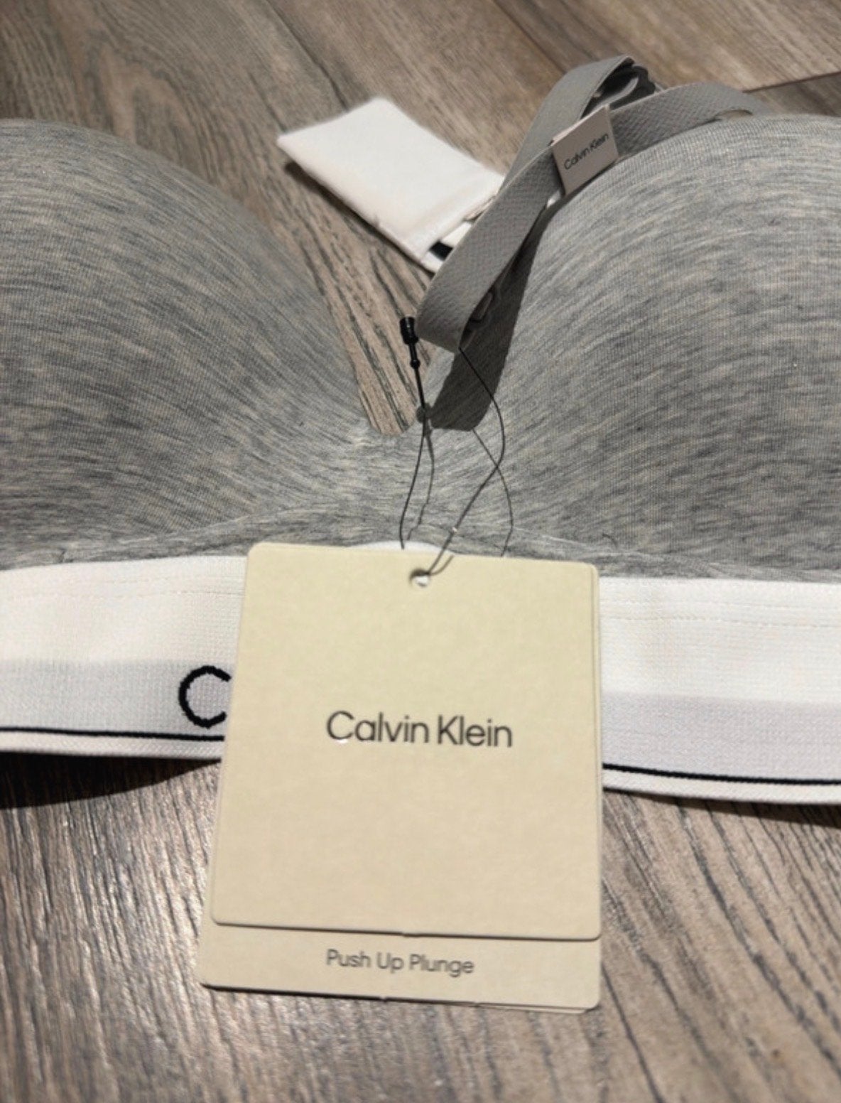 Calvin Klein BH 80B - Ongedragen met prijskaartje, Ophalen of Verzenden, Grijs, BH