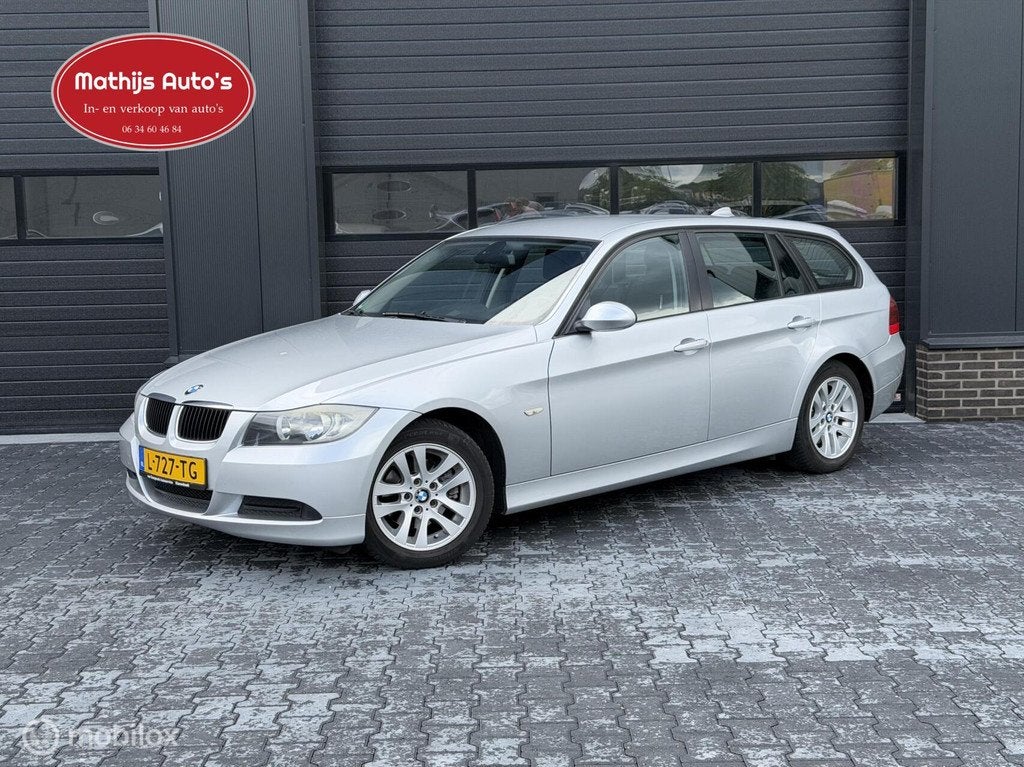 BMW 3-serie Touring 318i Business Line, 13 km/l, Achterwielaandrijving, 4 cilinders, 129 pk