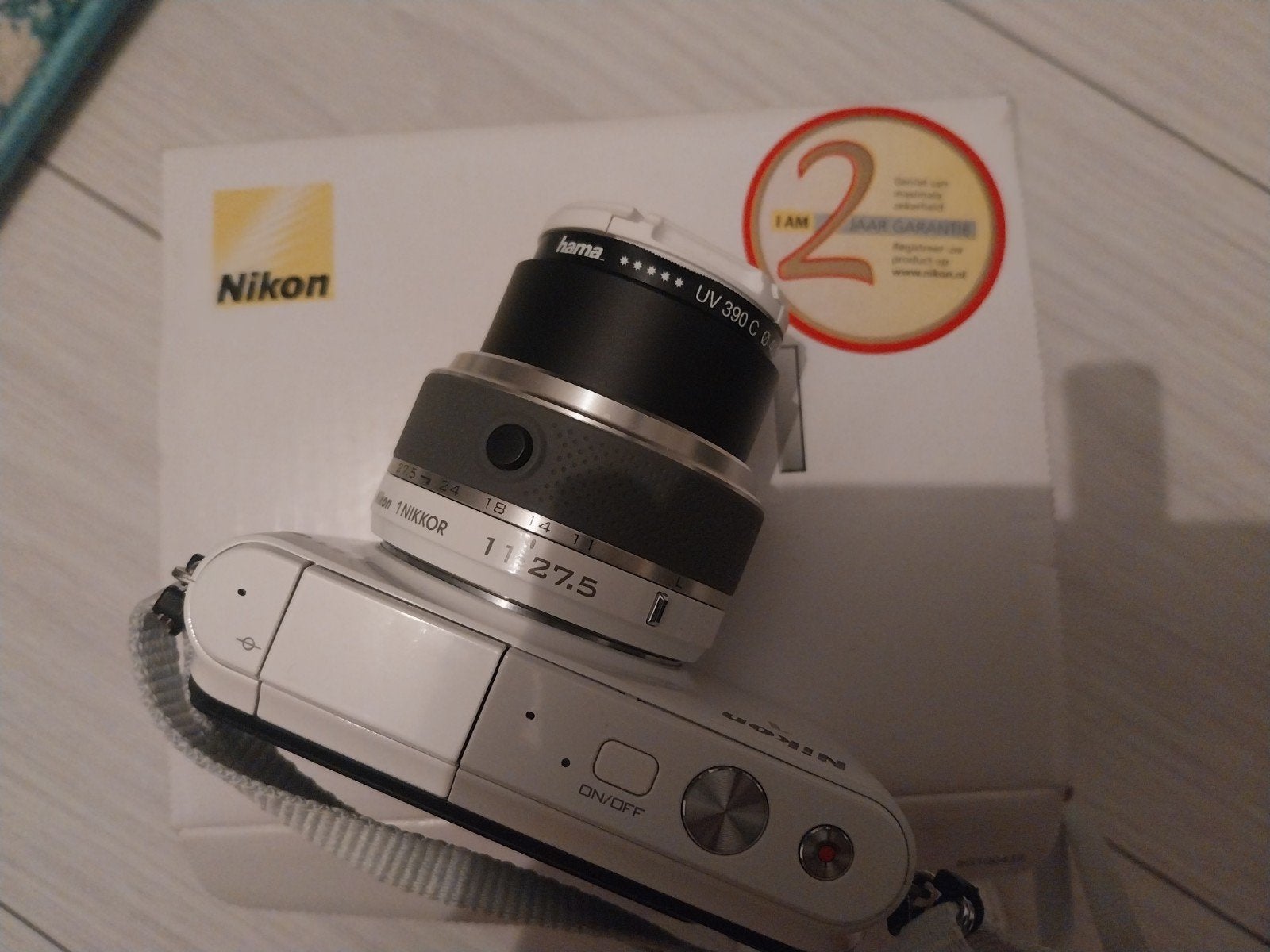 Nikon 1 J1 Systeemcamera met 1 NIKKOR 11-27.5mm lens, Ingebouwde flitser, Gebruikt, Verzenden, Nikon