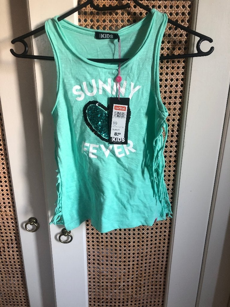 Top blauw/groen met rafels (kind, maat 122/128) NIEUW, Kinderen en Baby's, Kinderkleding | Maat 128, Europe Kids, Meisje, Nieuw
