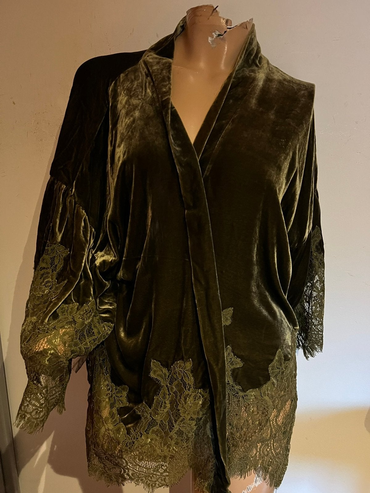 GOLD HAWK vest met kant FLUWEEL maat s  origineel ZGAN, G, R, Gold hawk, T